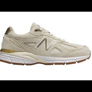 New Balance 990v4 Angora - RARE FIND